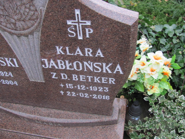 Klara JABŁOŃSKA 1923 Tczew - Grobonet - Wyszukiwarka osób pochowanych