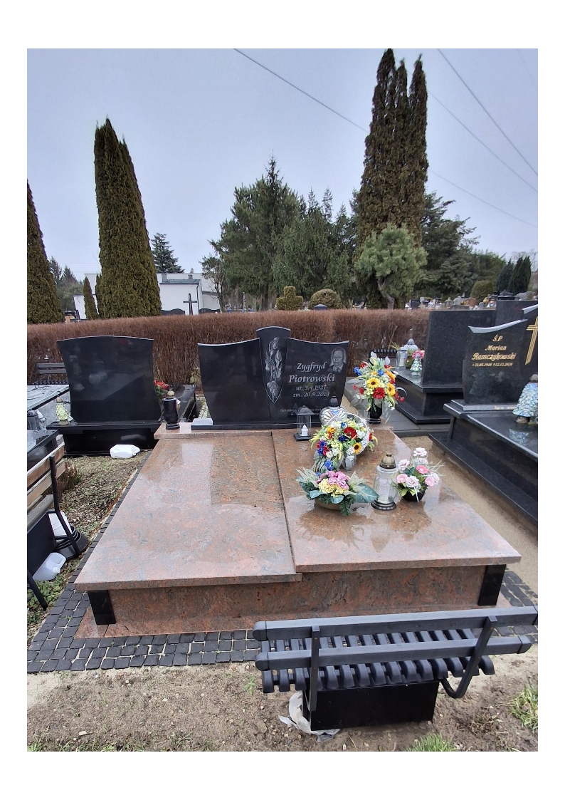 Grób WANDA PIOTROWSKA